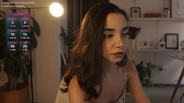 Snapshot of JulietteDee chatting on 02/03/26, 10:04 JulietteDee online show from 02/03/26, 10:04