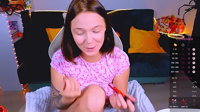 Karen morris online show from 11/01/25, 03:17