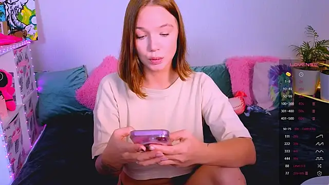 Karen morris online show from 09/30/25, 03:29