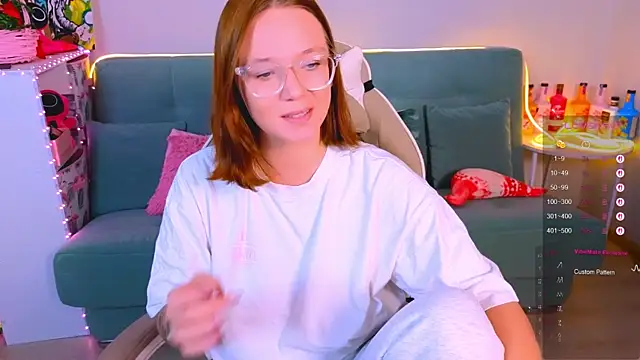 Karen morris online show from 10/18/25, 02:19