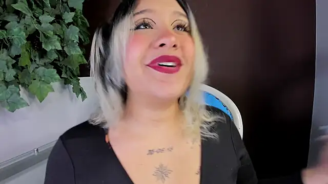 miss danika online show from 02/09/26, 11:19