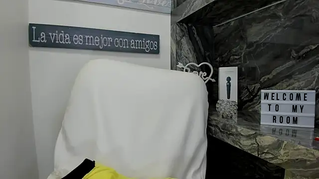 miss danika online show from 01/09/26, 11:06