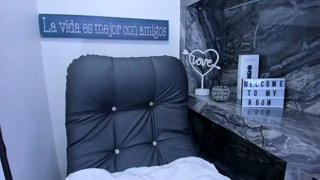 miss danika online show from 02/28/26, 11:10