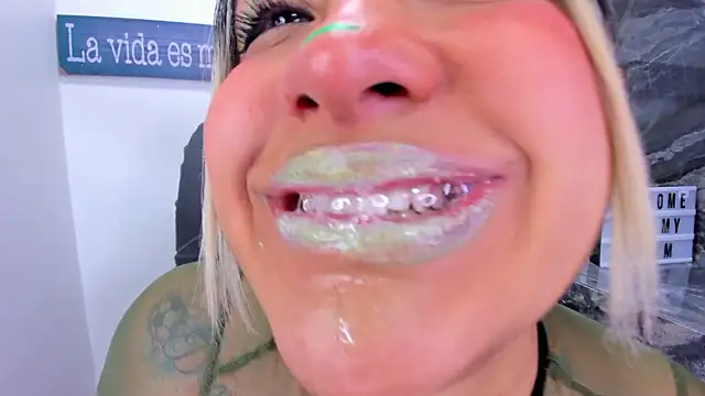 miss danika online show from 03/17/26, 11:24