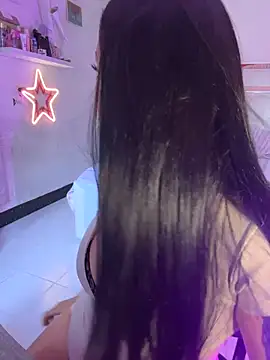 lucianaroy online show from 03/12/26, 09:08