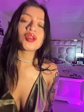 lucianaroy online show from 02/28/26, 02:44