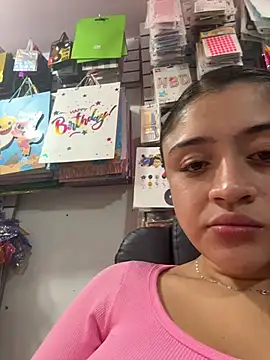 lucianaroy online show from 10/22/25, 05:23