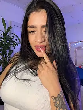 lucianaroy online show from 01/09/26, 11:11