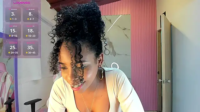 Snapshot of lia_16 chatting on 01/30/25, 04:16 lia 16 online show from 01/30/25, 04:16