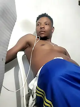 hugo3918  online show from 02/09/26, 02:09