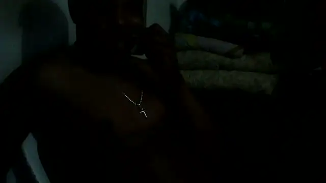 Snapshot of hugo3918_ chatting on 05/14/26, 02:19 hugo3918 online show from 05/14/26, 02:19