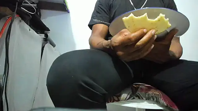 hugo3918  online show from 03/13/26, 02:05