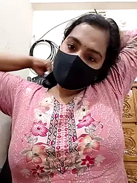Ritusri Dotta online show from 04/22/26, 06:04