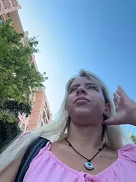 LikaCat online show from 04/10/26, 01:45