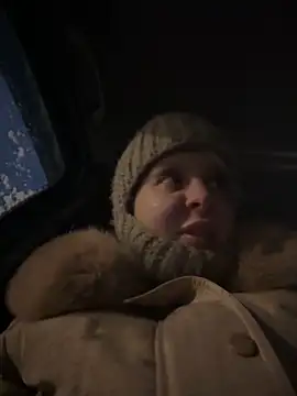 LikaCat online show from 11/08/25, 12:58