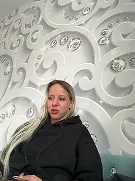 LikaCat online show from 03/06/26, 04:07