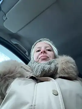 LikaCat online show from 11/11/25, 01:55