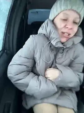 LikaCat online show from 11/13/25, 02:04