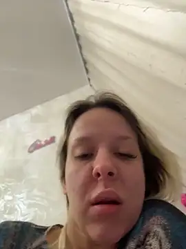 LikaCat online show from 02/11/26, 04:12