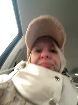 LikaCat online show from 11/05/25, 02:47