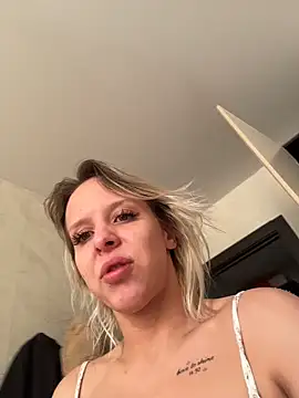 LikaCat online show from 02/21/26, 04:36