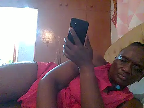 Snapshot of Shaz_brown chatting on 07/19/26, 07:43 Shaz brown online show from 07/19/26, 07:43