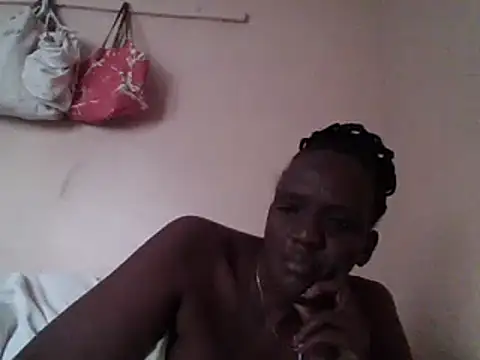 Snapshot of Shaz_brown chatting on 01/26/25, 04:41 Shaz brown online show from 01/26/25, 04:41