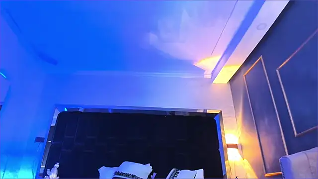 NikkySmiith online show from 03/10/25, 07:07