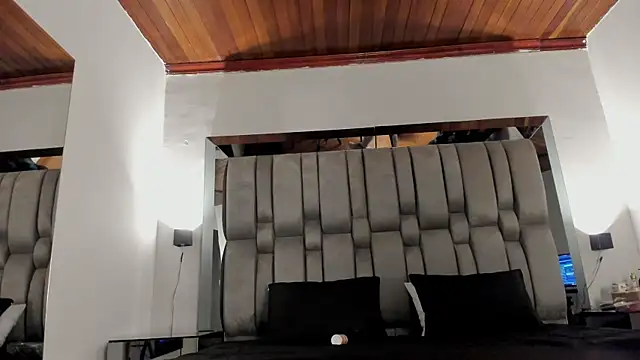 NikkySmiith online show from 11/07/25, 11:37