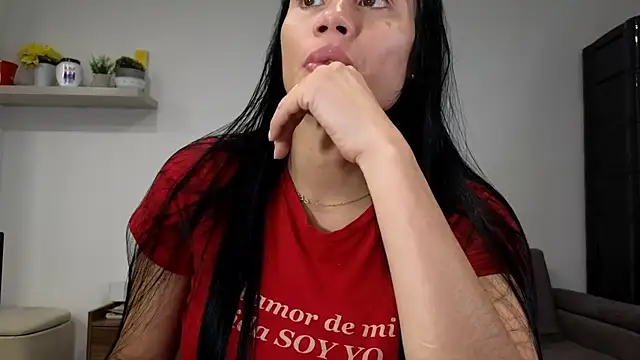 Alondra fetish online show from 04/29/26, 01:32