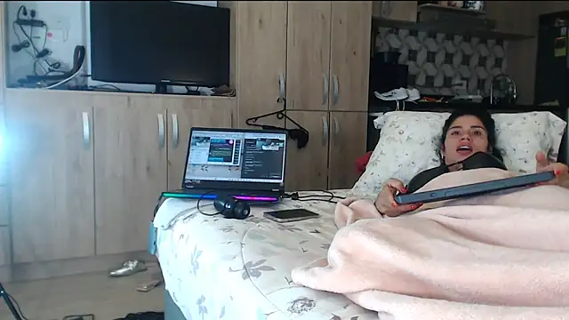 Alondra fetish online show from 02/27/25, 08:46