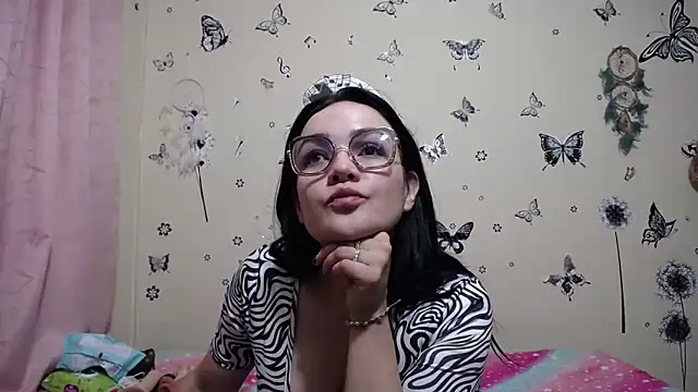 Nicolle-sky online show from 03/20/26, 08:37