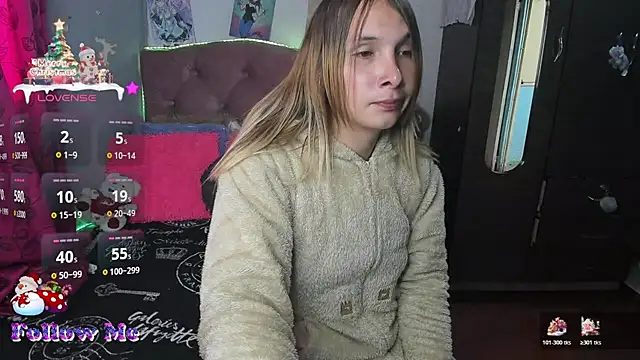 Snapshot of Tiffany_bunny2023 chatting on 12/05/25, 06:28 Tiffany bunny2023 online show from 12/05/25, 06:28