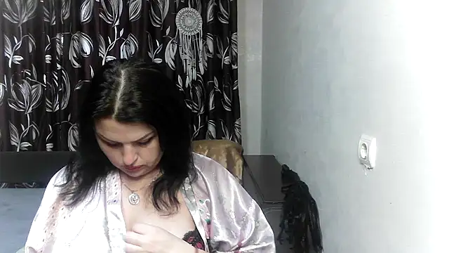 kataleya94 online show from 11/13/25, 12:53