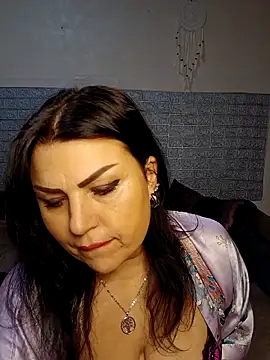 kataleya94 online show from 12/17/25, 06:29