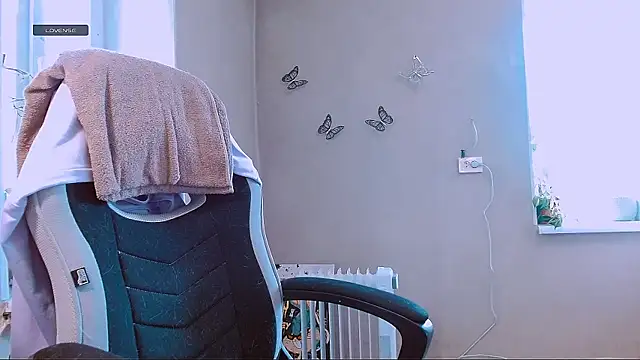 RosaJil online show from 04/04/26, 01:06