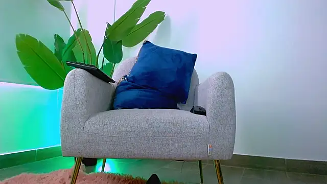 Sara ow online show from 02/10/26, 07:35