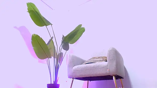 Sara ow online show from 02/25/26, 07:47