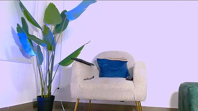 Sara ow online show from 05/21/26, 07:22
