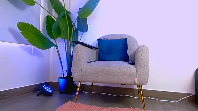 Sara ow online show from 04/03/26, 07:31