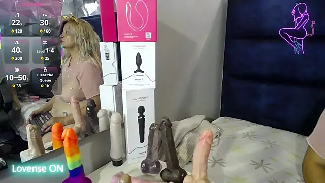 Natasha 699 online show from 10/28/25, 08:52