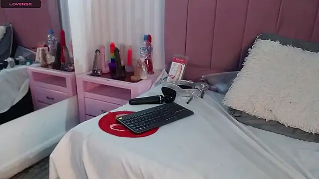 Natasha 699 online show from 03/19/25, 09:37