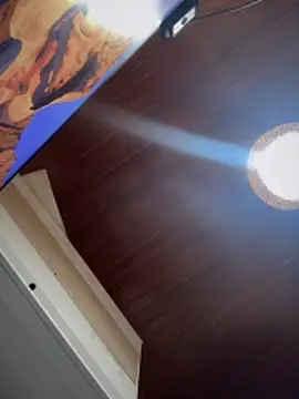 MarianaBenz online show from 11/04/25, 12:03