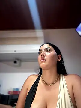 MarianaBenz online show from 01/08/26, 11:44