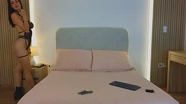 KristennBlue online show from 03/07/26, 09:42