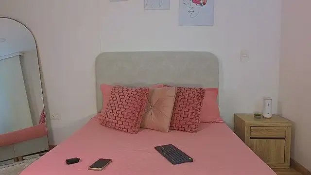 KristennBlue online show from 01/12/26, 12:01