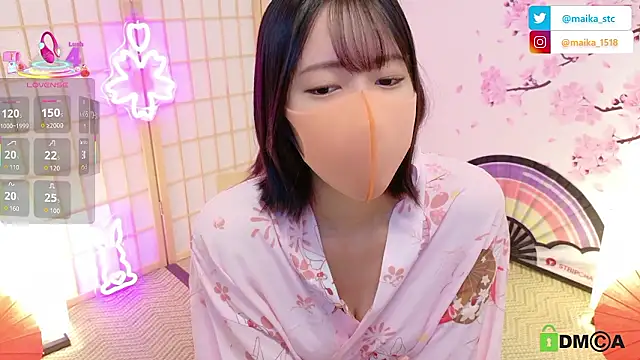 maika08 online show from 11/13/25, 12:09