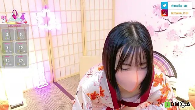 maika08 online show from 09/15/25, 12:16