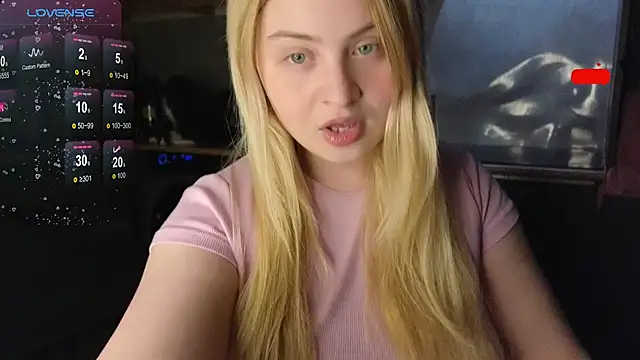shy blondiee online show from 04/30/26, 09:30