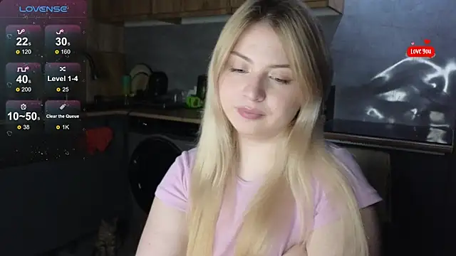 shy blondiee online show from 06/03/26, 10:36